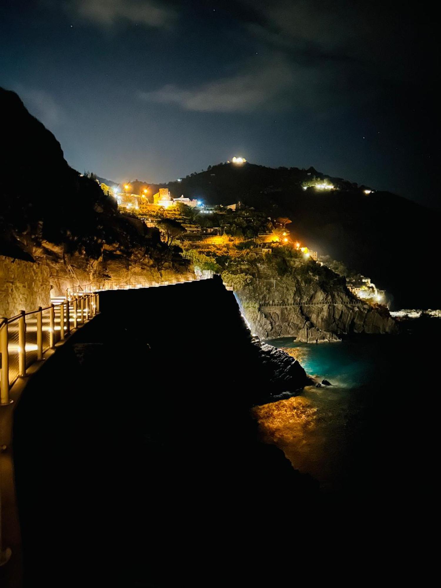 Al Castello Appartement Riomaggiore Buitenkant foto
